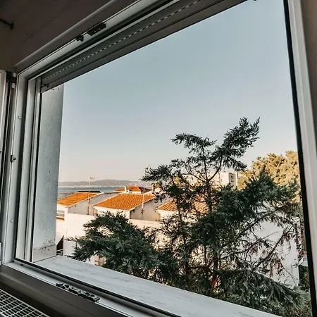 Viatores - Neoi Epivates, Skg * Σκάλα Νέων Επιβατών